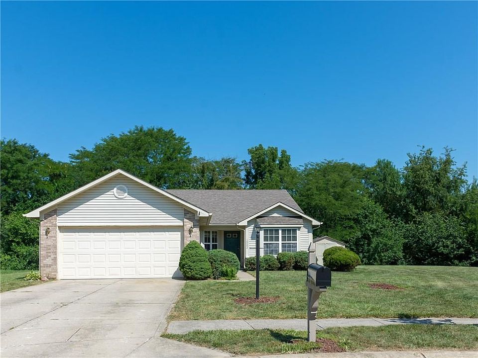 1st image of 10692 Wood Lily Ct