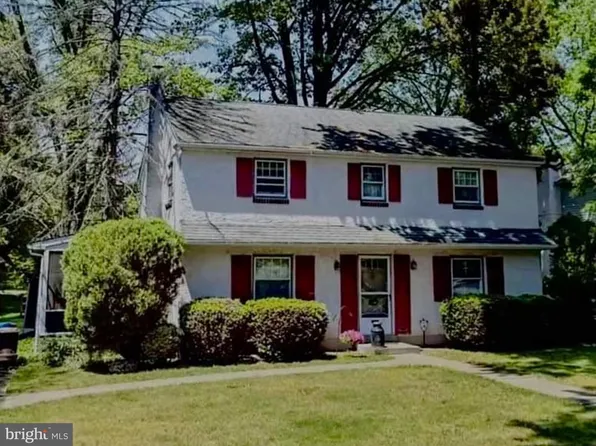 739 S Chubb Dr, Doylestown, PA 18901