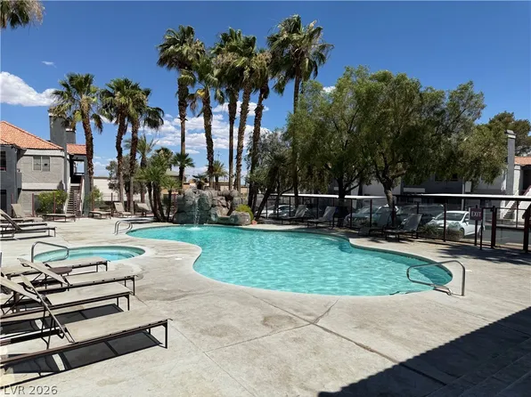 8600 W Charleston Blvd APT 1072, Las Vegas, NV 89117