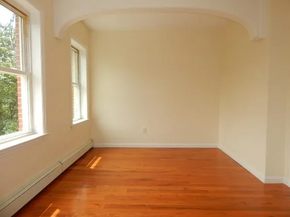 230 5th Street image 8 of 9