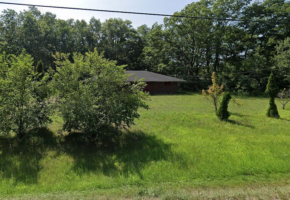 1st image of 2051 Russell Rd
