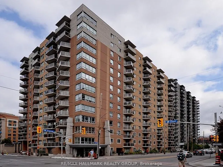 429 Somerset St W #313 — Photo 1