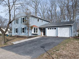 1 Liberty Ct, Howell, NJ 07731