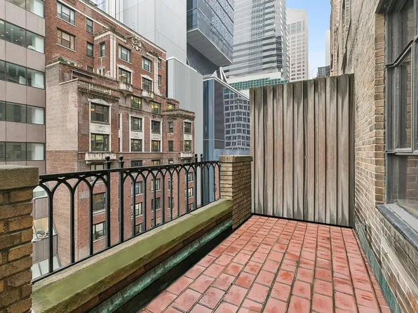 111 East 56th Street 1005 image 2 of 7