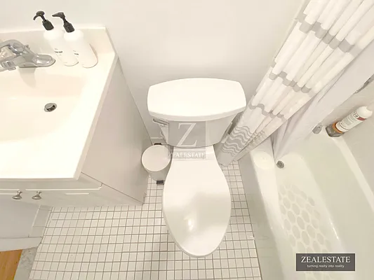 Rented by ZealEstate Group Inc | media 23