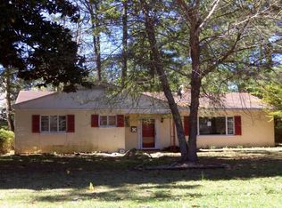 1500 Carey Rd, Kinston, NC 28501