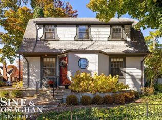 159 Grosse Pointe Blvd, Grosse Pointe Farms, MI 48236