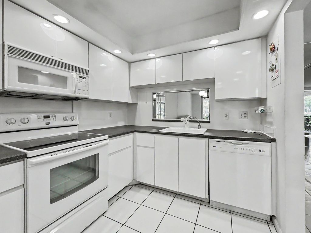 777 S FEDERAL Highway #108C, photo 7