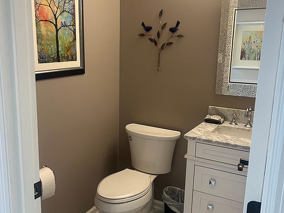 5th image of 1655 Stone Mansion Dr