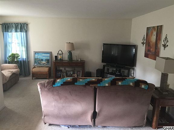 3rd image of 1788 Woodridge Ct