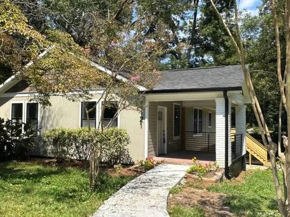 121 Orchard St, Fairburn, GA 30213