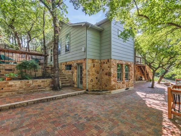 100 N Edgewater Dr, Highland Village, TX 75077