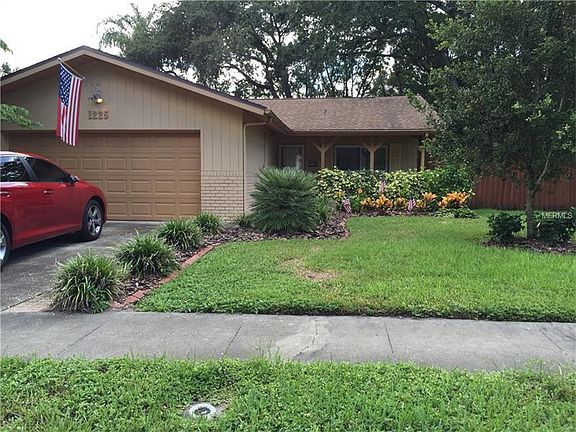 2nd image of 1225 Markley Dr