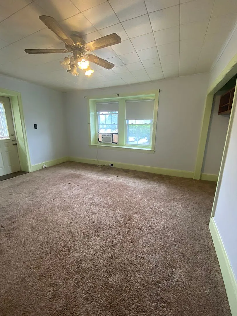 Gorgeous 3-Bedroom Apartment in Havertown! Available mid-September! — Photo 4
