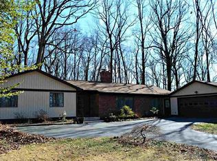 1885 Deamerlyn Dr, York, PA 17406