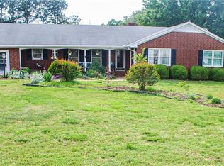 736 Roxboro St, Haw River, NC 27258
