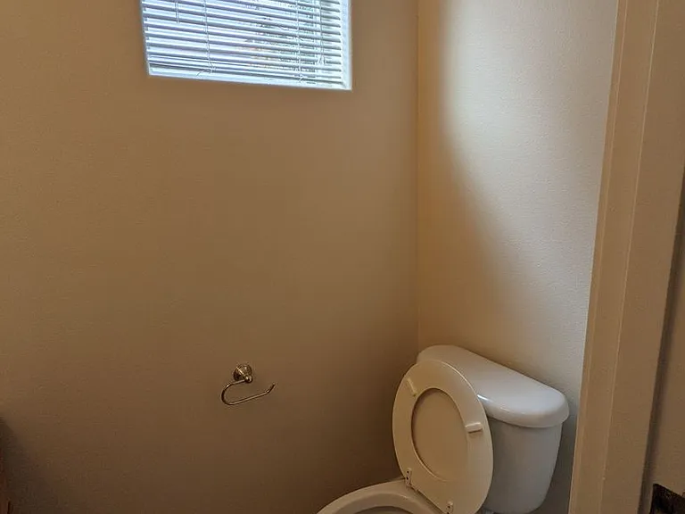 Halsey East Townhomes — Photo 132