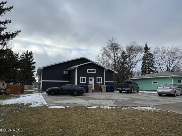 1234 E Kemp Ave, Watertown, SD 57201