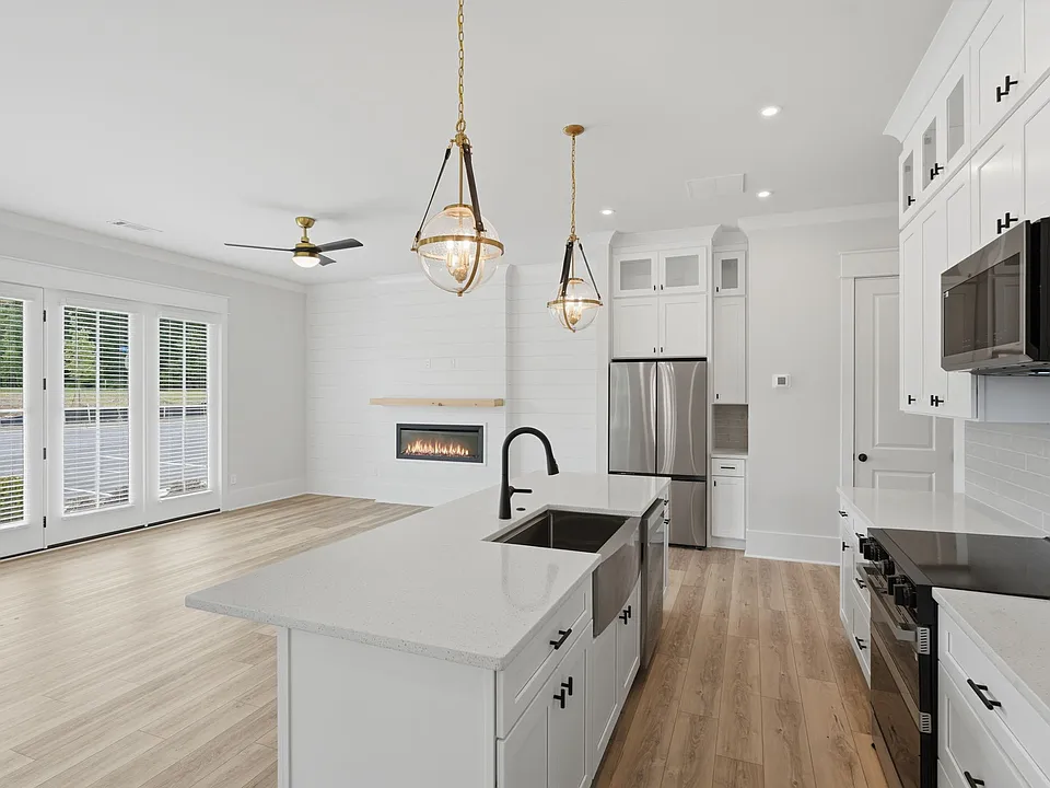311 Orchid St
