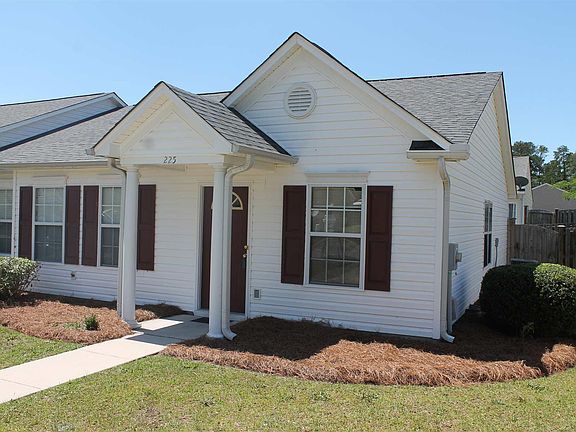 3rd image of 225 Windsor Village Dr
