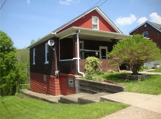 821 8th St, Trafford, PA 15085