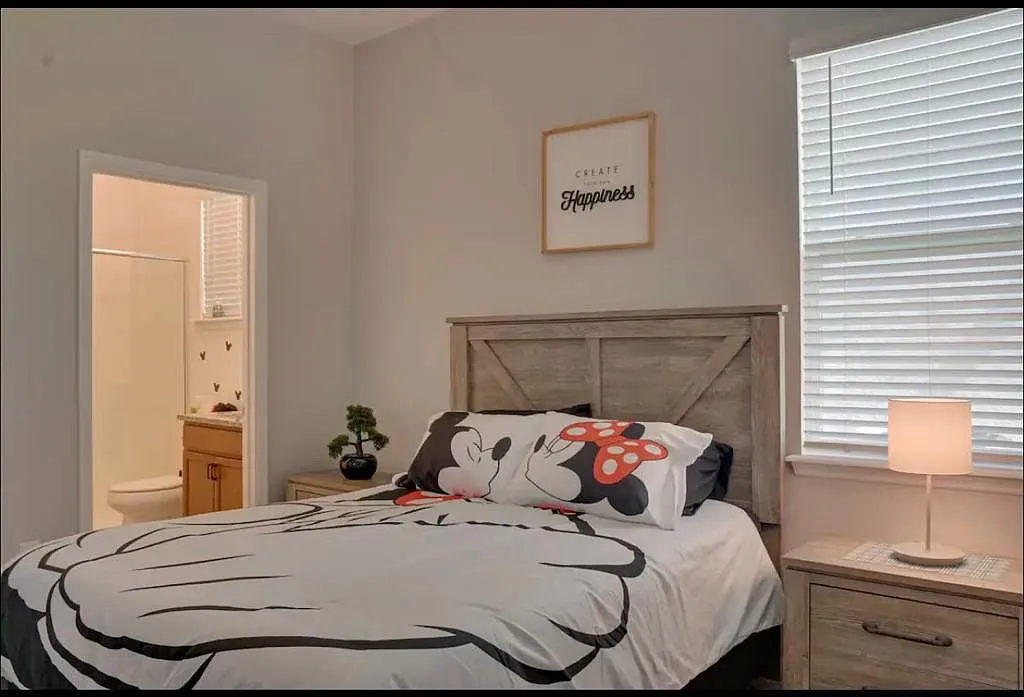 1 bed, 2244 sqft, $1,350 — Photo 2