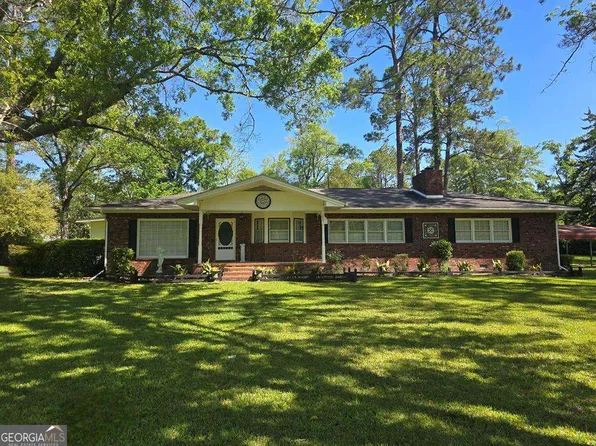 277 Lincoln Ave, Fitzgerald, GA 31750