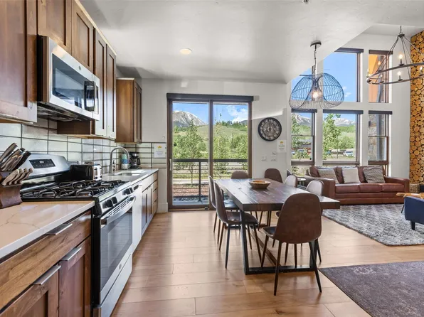 1060 Blue River Parkway UNIT 102, Silverthorne, CO 80498