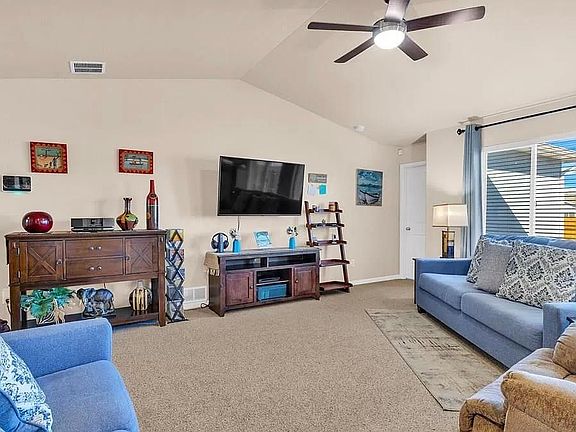 4th image of 3039 Candice Ln