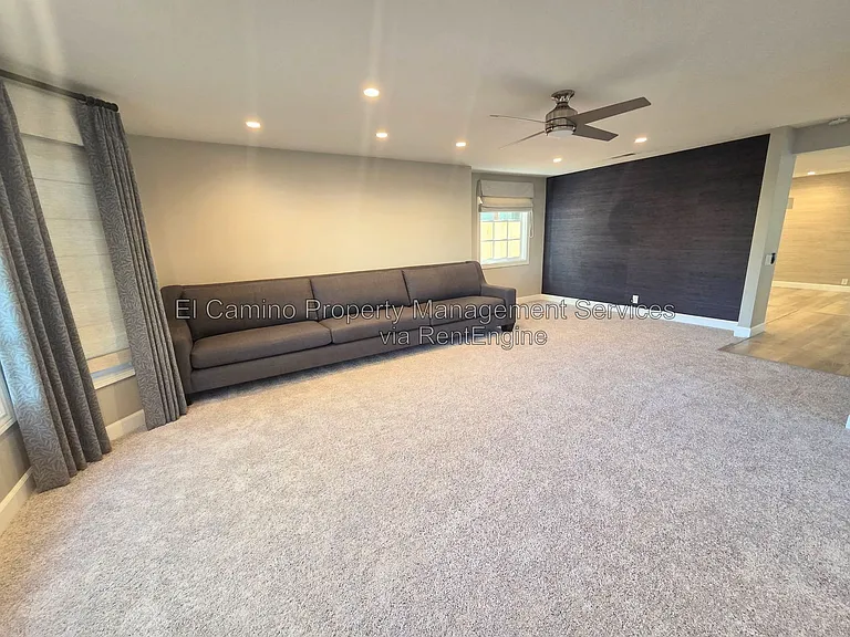 1728 Lake St — Photo 18