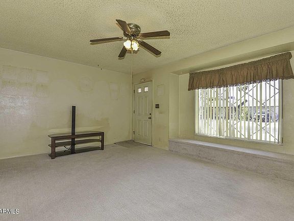 5th image of 4020 W Sierra Vista Dr