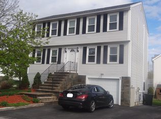 9 Rivers Edge Pl, Methuen, MA 01844