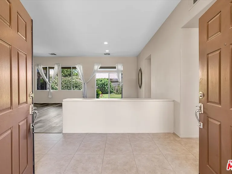 40808 Eastwood Ln — Photo 5