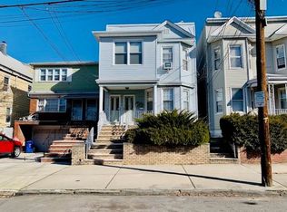 79 W 43rd St #1, Bayonne, NJ 07002