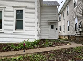 1258 University Ave #2, Dubuque, IA 52001