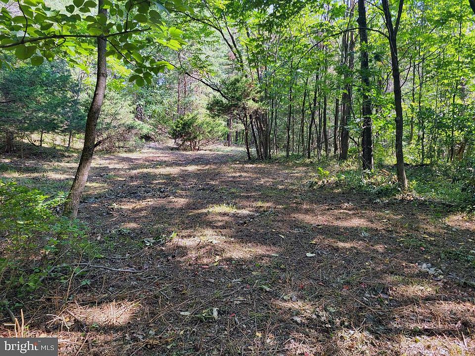1st image of Valley Park Ct