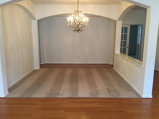 4702 Sebastopol Dr — Photo 5