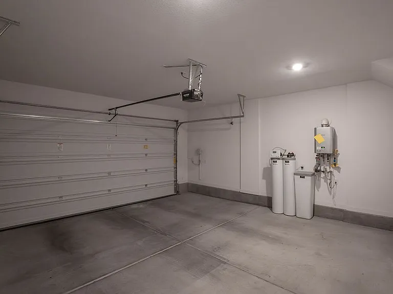 11620 Desert Hollow Ave — Photo 49