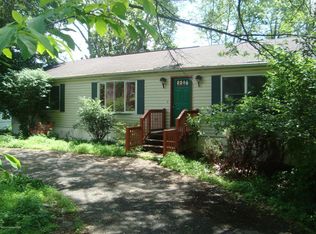 1317 Dreher Ave, Stroudsburg, PA 18360