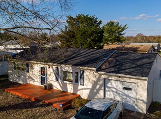 37 Bell St, Bayville, NJ 08721