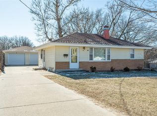 112 Rose Ave, Des Moines, IA 50315