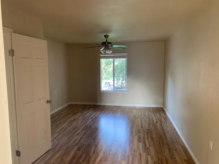 2219 Ouray Ct — Photo 6