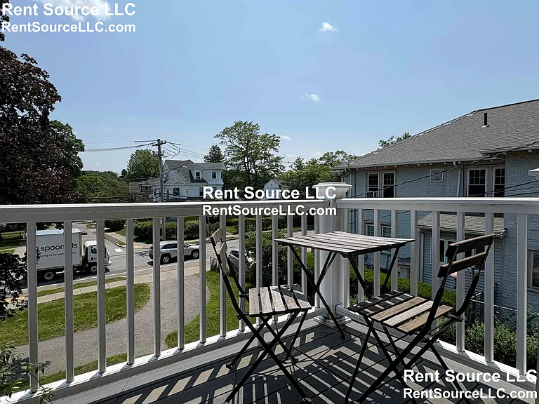 1619 Centre St #TOP FLOOR — Photo 15