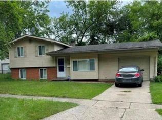 2828 Hampstead Dr, Flint, MI 48506