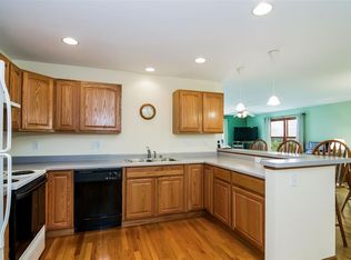 1801 Eggum Rd, Mount Horeb, WI 53572