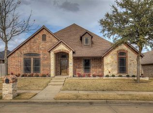 1012 Colonial Dr, Royse City, TX 75189