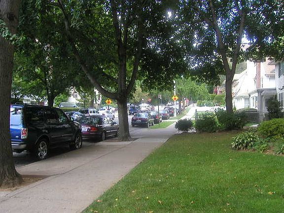 4th image of 8425 118th St APT 6B