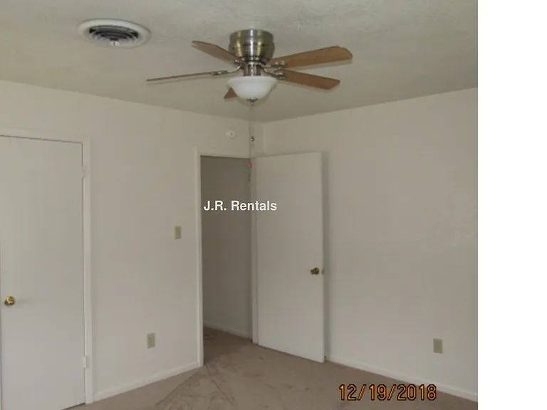 416 Nauert St — Photo 12