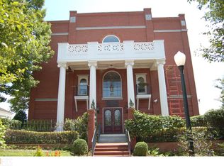 210 W Washington St #36, Madison, GA 30650