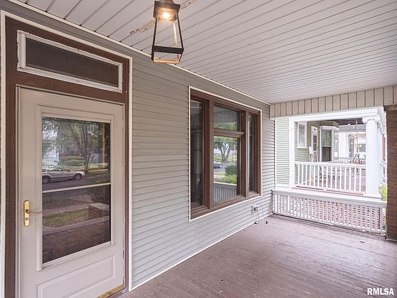 4th image of 1807 W Ayres Ave